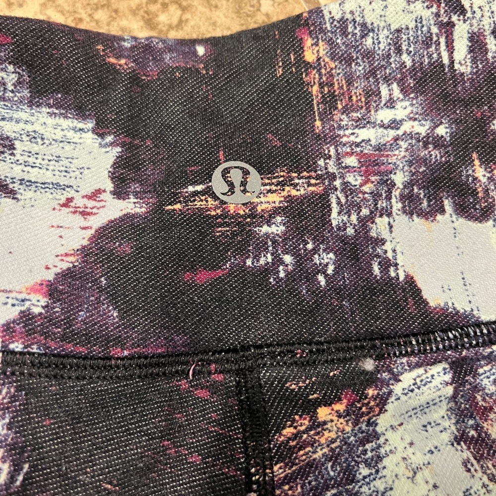 Lululemon Athletic Crop Leggings